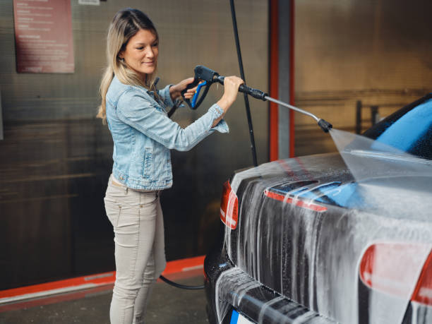 Best Roof Power Washing Services  in Windcrest, TX